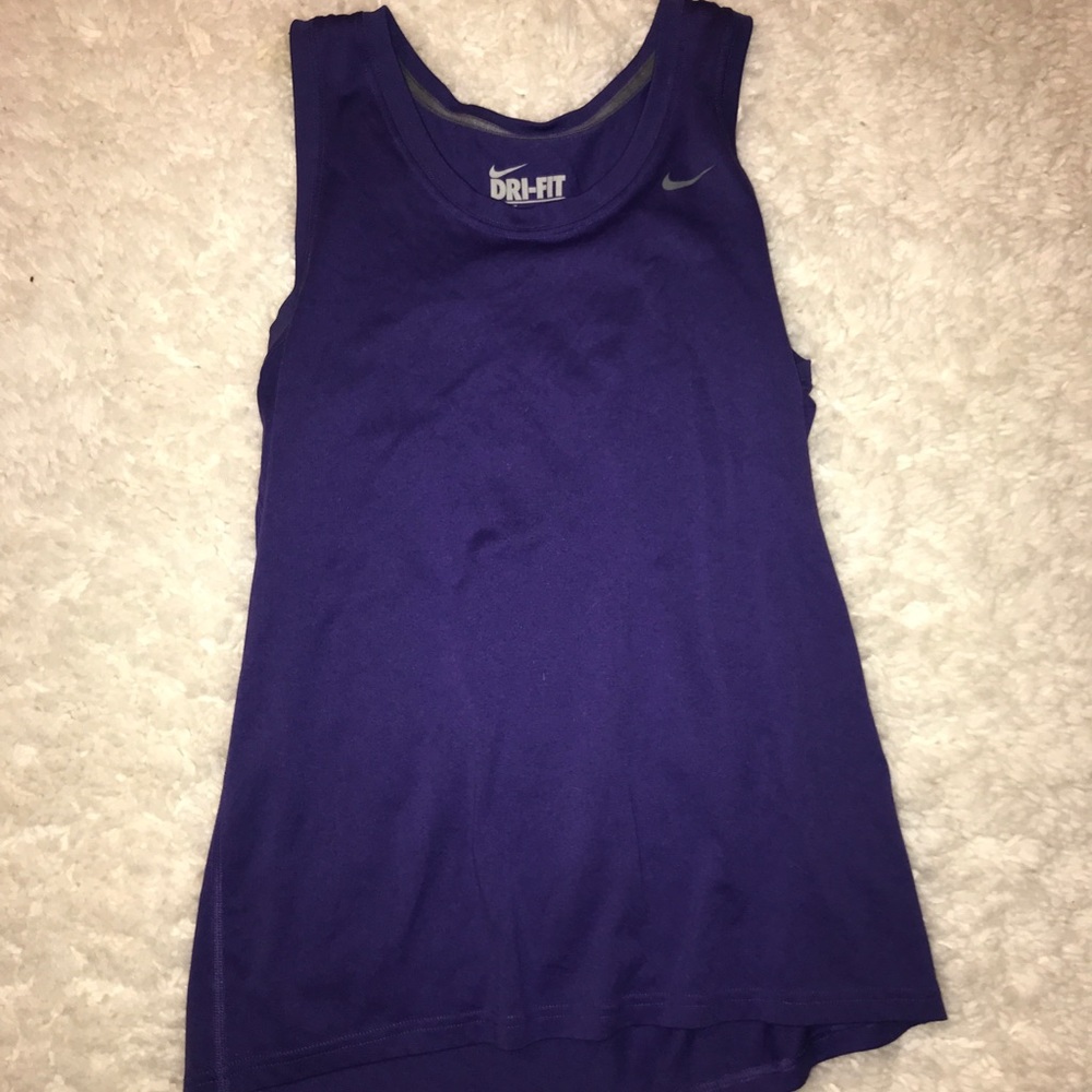 Ladies Medium Nike Dri Fit Tank - purple